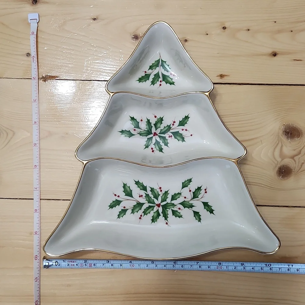 Lenox Holiday Dimension Collection Tree Divided Server - Picture 11 of 12